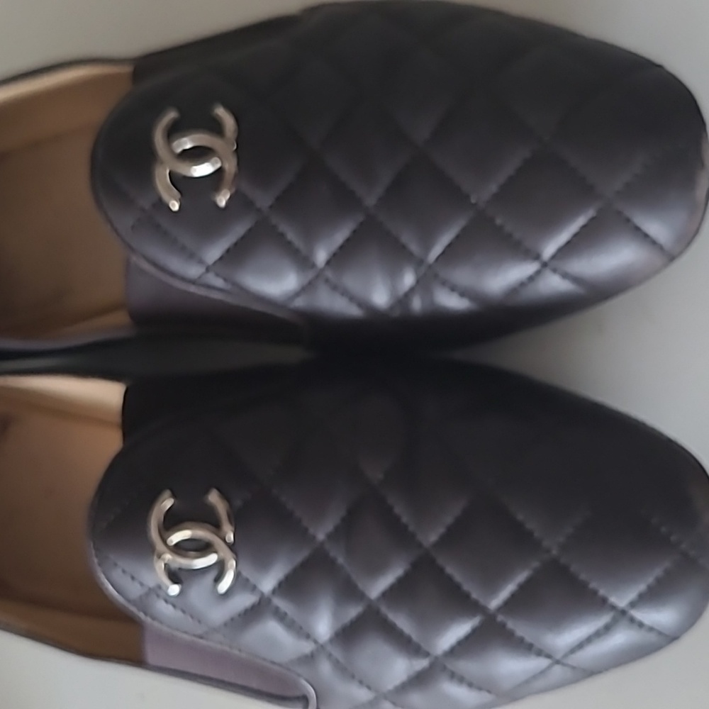 CHANEL Brown Quilted Loafers - Picture 5 of 7